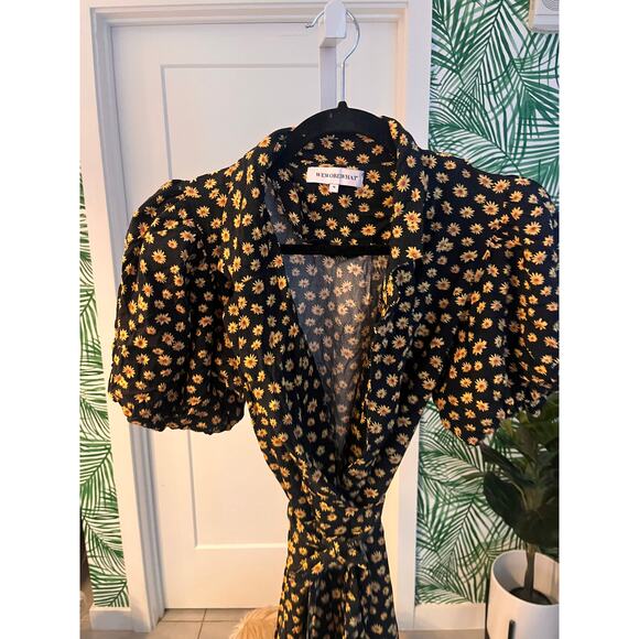 WeWoreWhat Women's Black Yellow Puff Sleeve Floral Wrap Mini Dress Size Medium - Picture 9 of 15